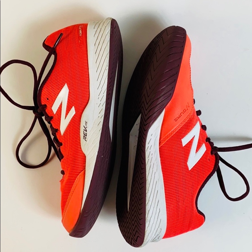 Sz 8 Women’s New Balance RevLite 896 Tennis Shoes